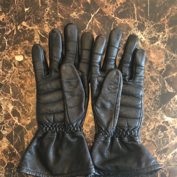 Men’s medium Leather Harley Davidson riding gloves - Picture 4 of 4